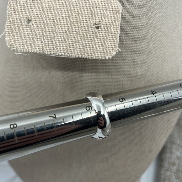 Vintage Sterling Silver Marcasite and Sleeping Beauty Turquoise Ring - Picture 4 of 12